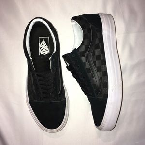 💄SOLD💄Vans old Skools size women’s 8.5